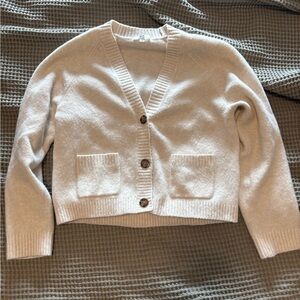 Uniqlo Souffle Yarn Cardigan